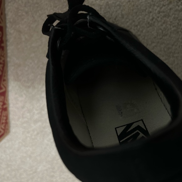 Vans Old Skools, Black, Size 10 - Picture 4 of 5